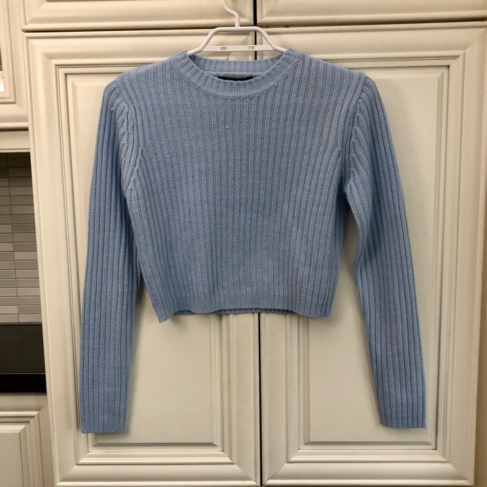 Forever 21 women’s crop sweater